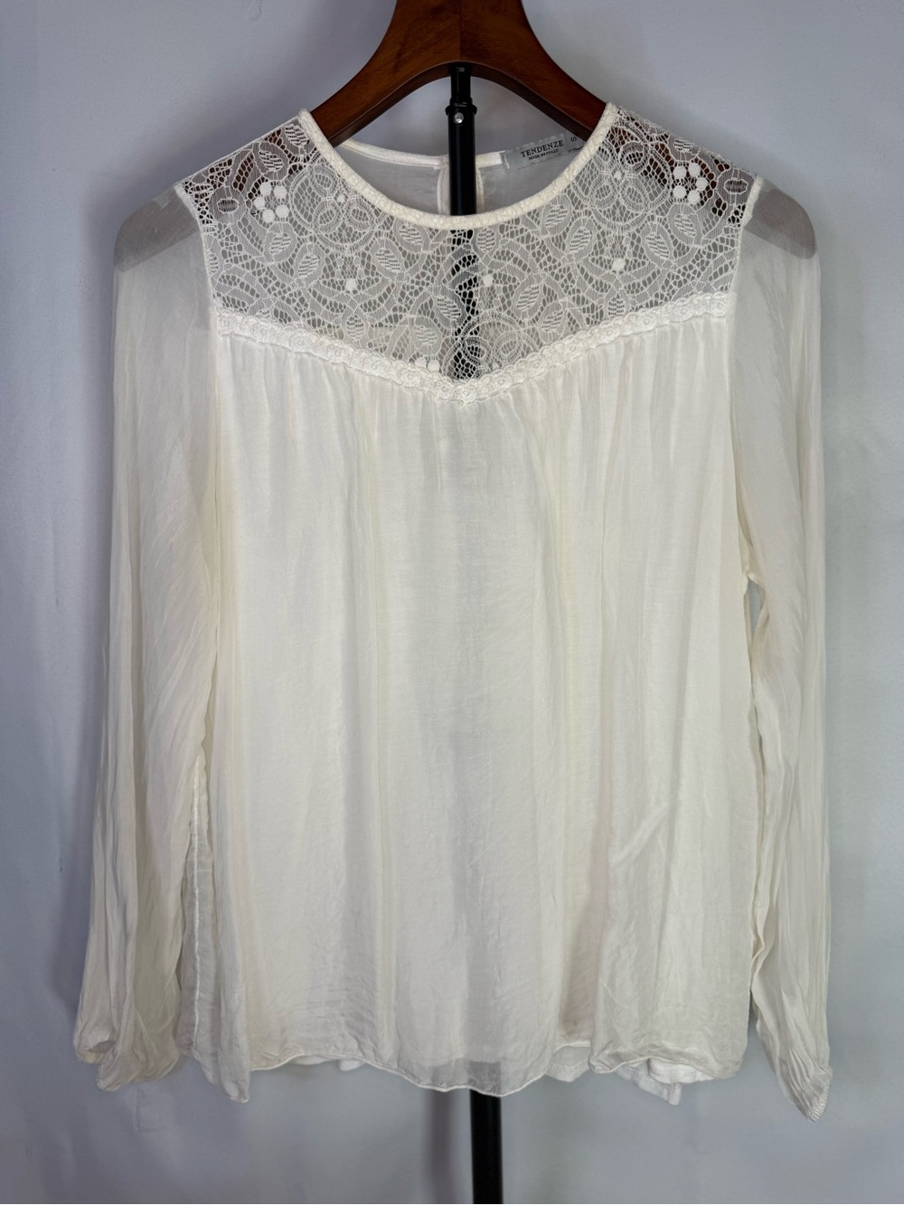 Tendenze - Silk Cream Lace Yoke Long-Sleeve Blouse - Size S - Picture 1 of 7